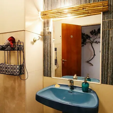 Olive Hostel